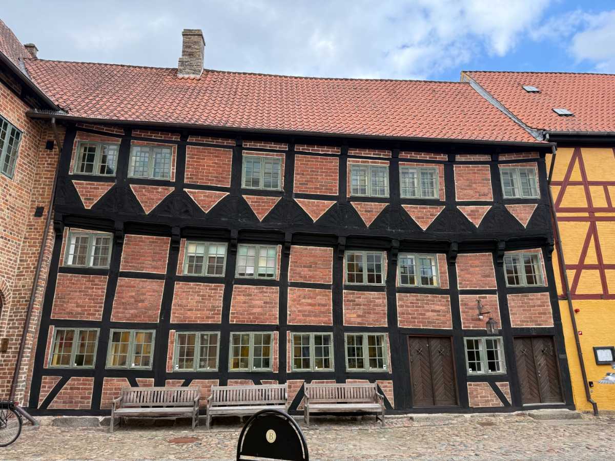 デンマークのヴィンテージ家具仕入れの写真