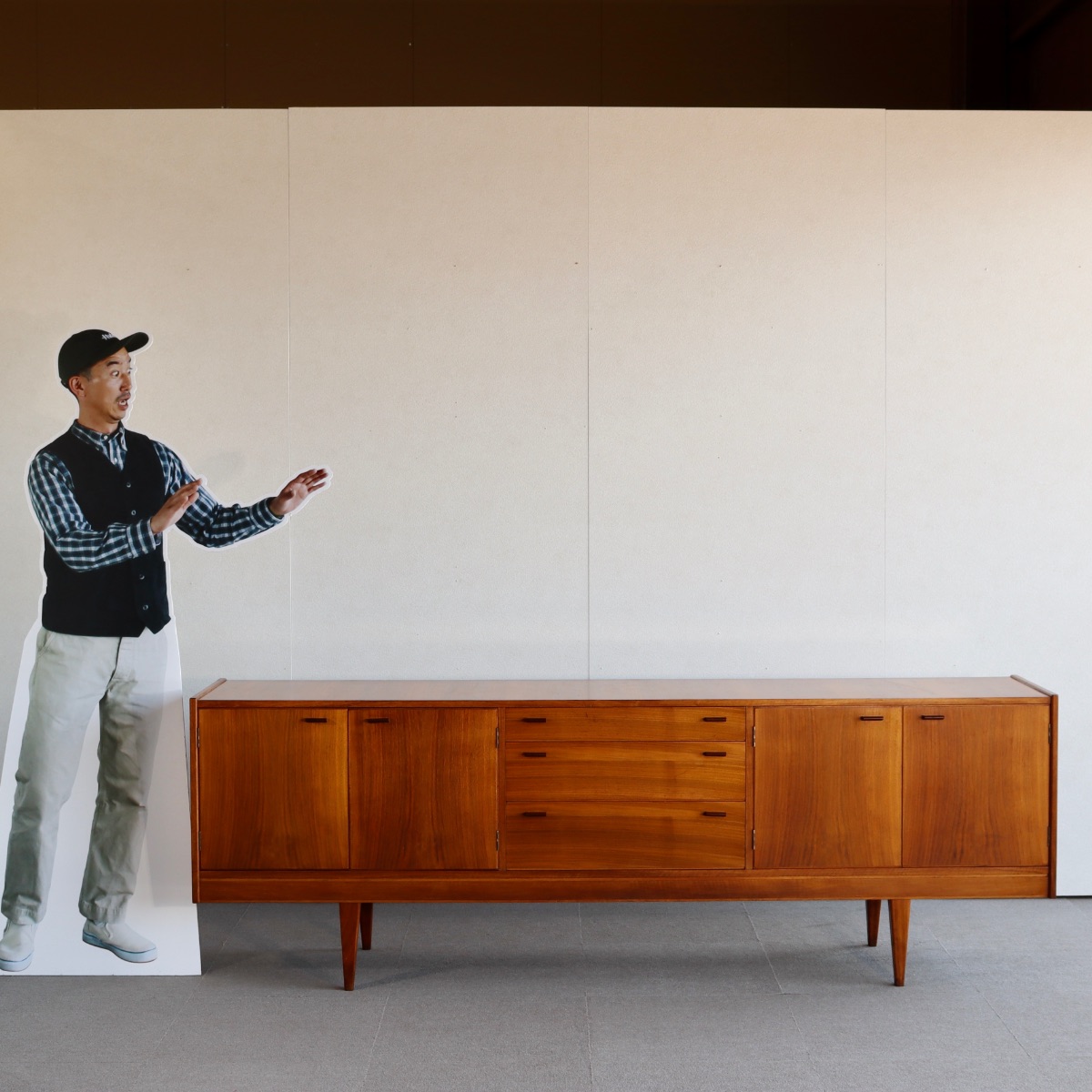 アルフレッドコックスALFRED COXのサイドボード