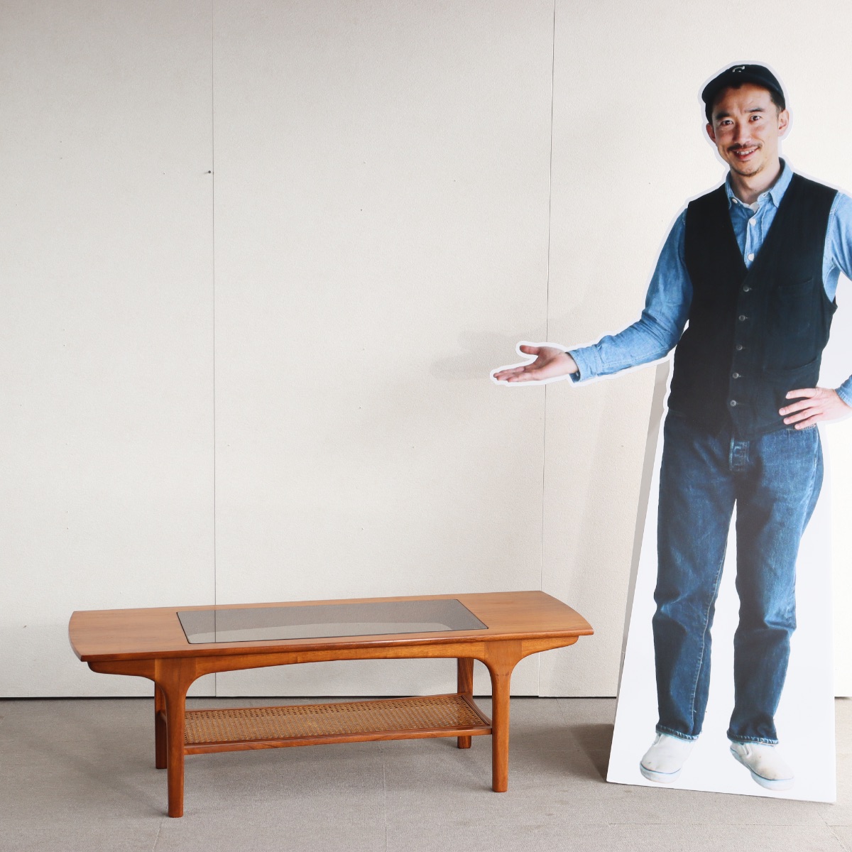 英国ヴィンテージのチーク材のコーヒーテーブル