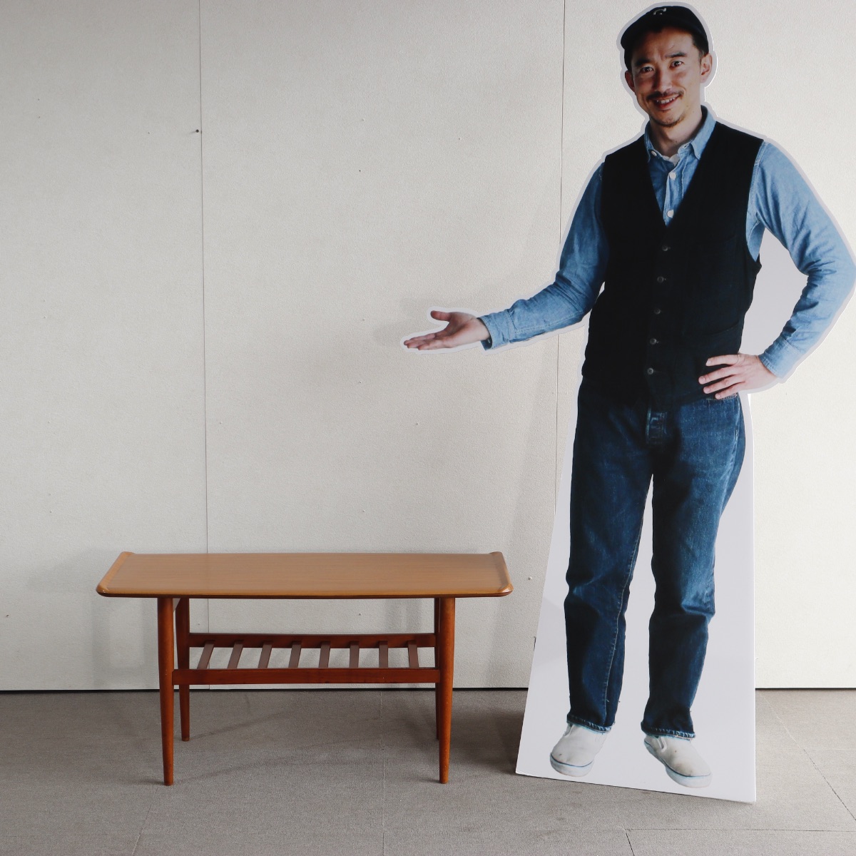 英国ヴィンテージのチーク材のコーヒーテーブル