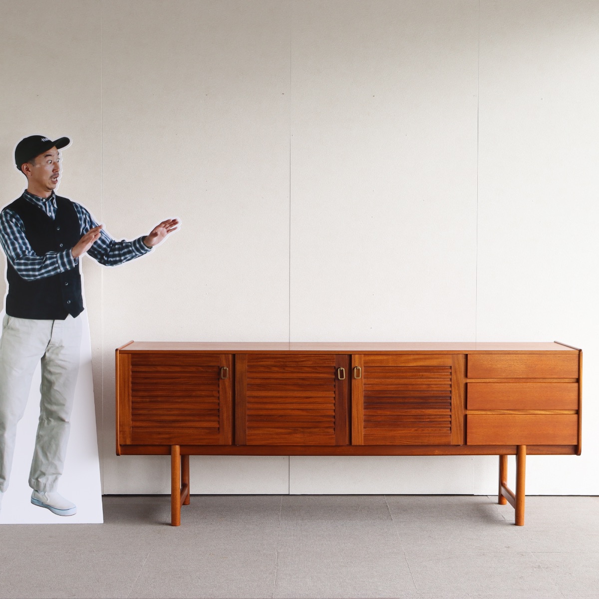 マッキントッシュMacintoshのサイドボード