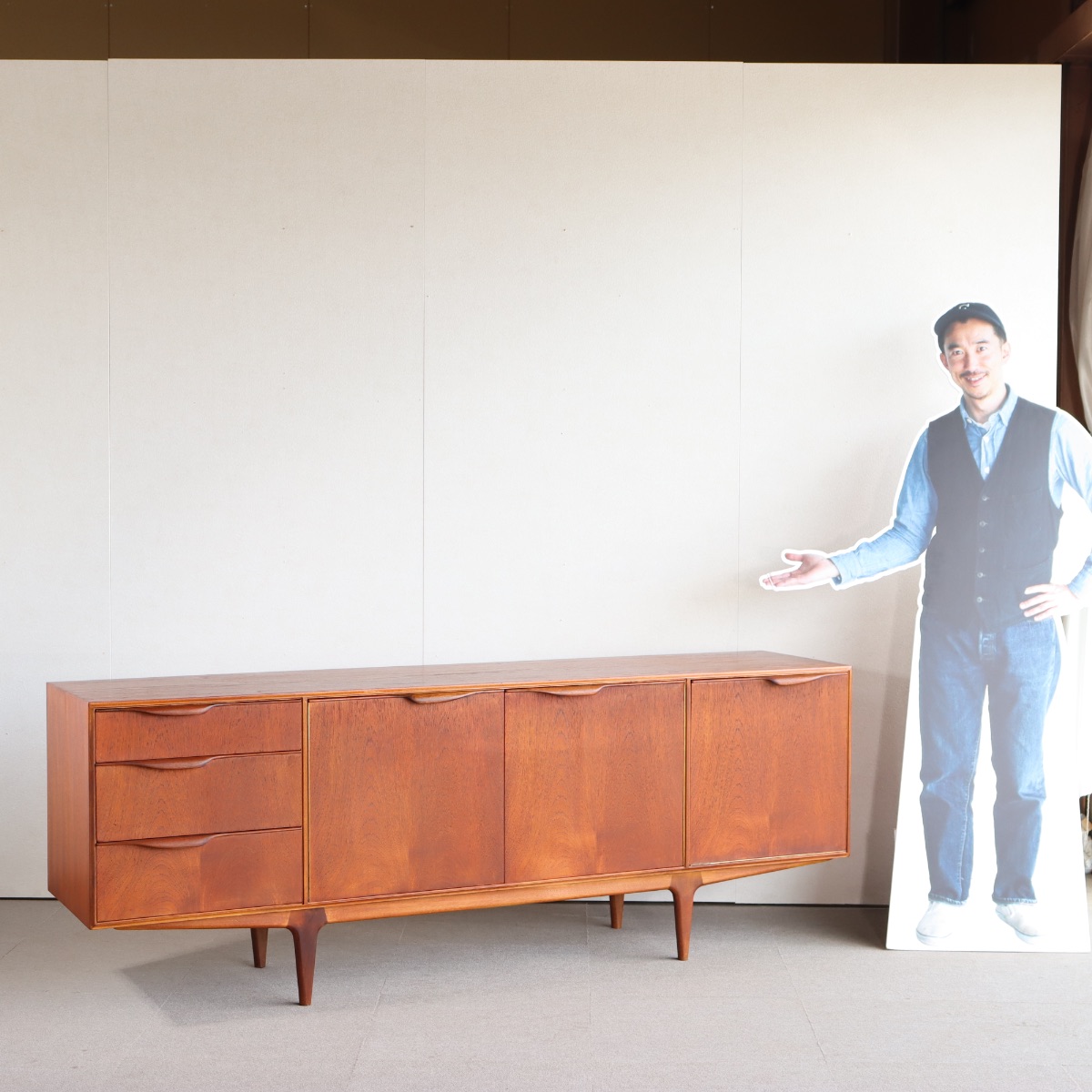 マッキントッシュMacintoshのサイドボード