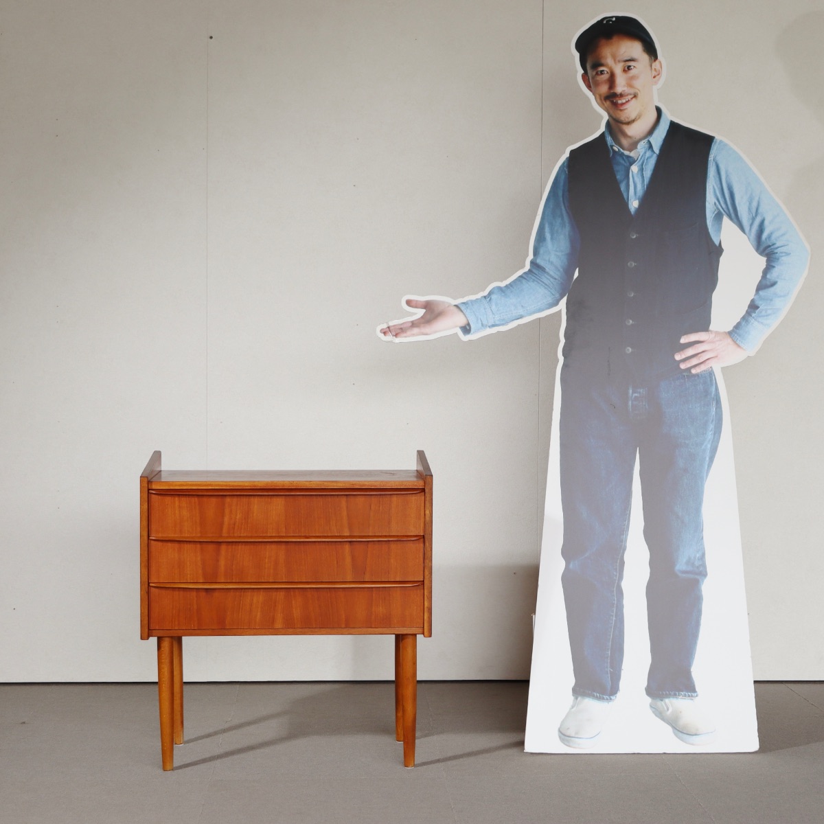 送料込】デンマーク製3段チェスト | ヴィンテージ家具