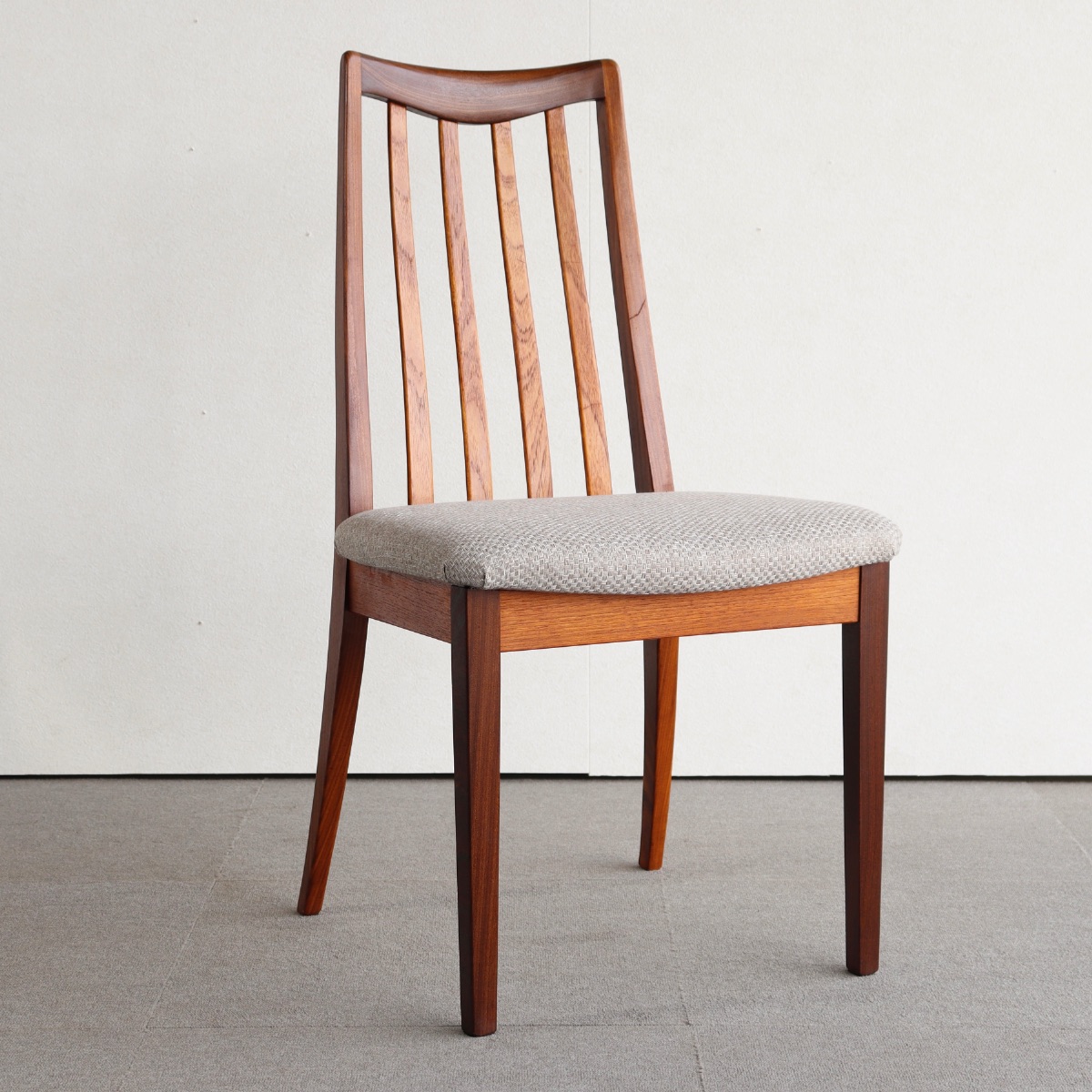 ジープランG-PLANのチェア